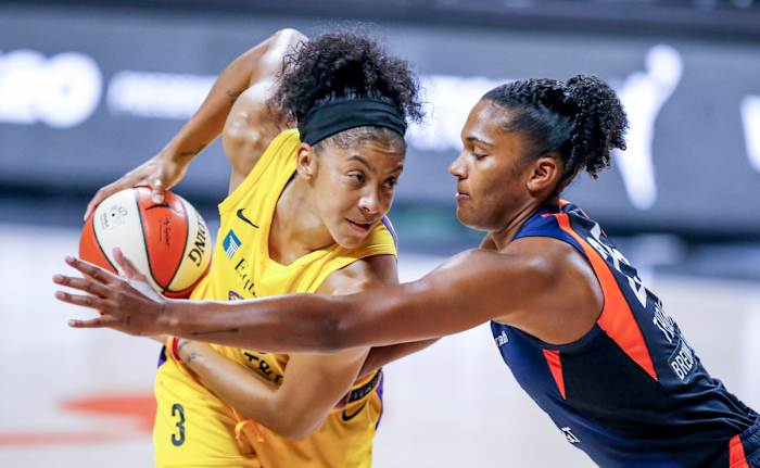 Candace Parker shielding the ball